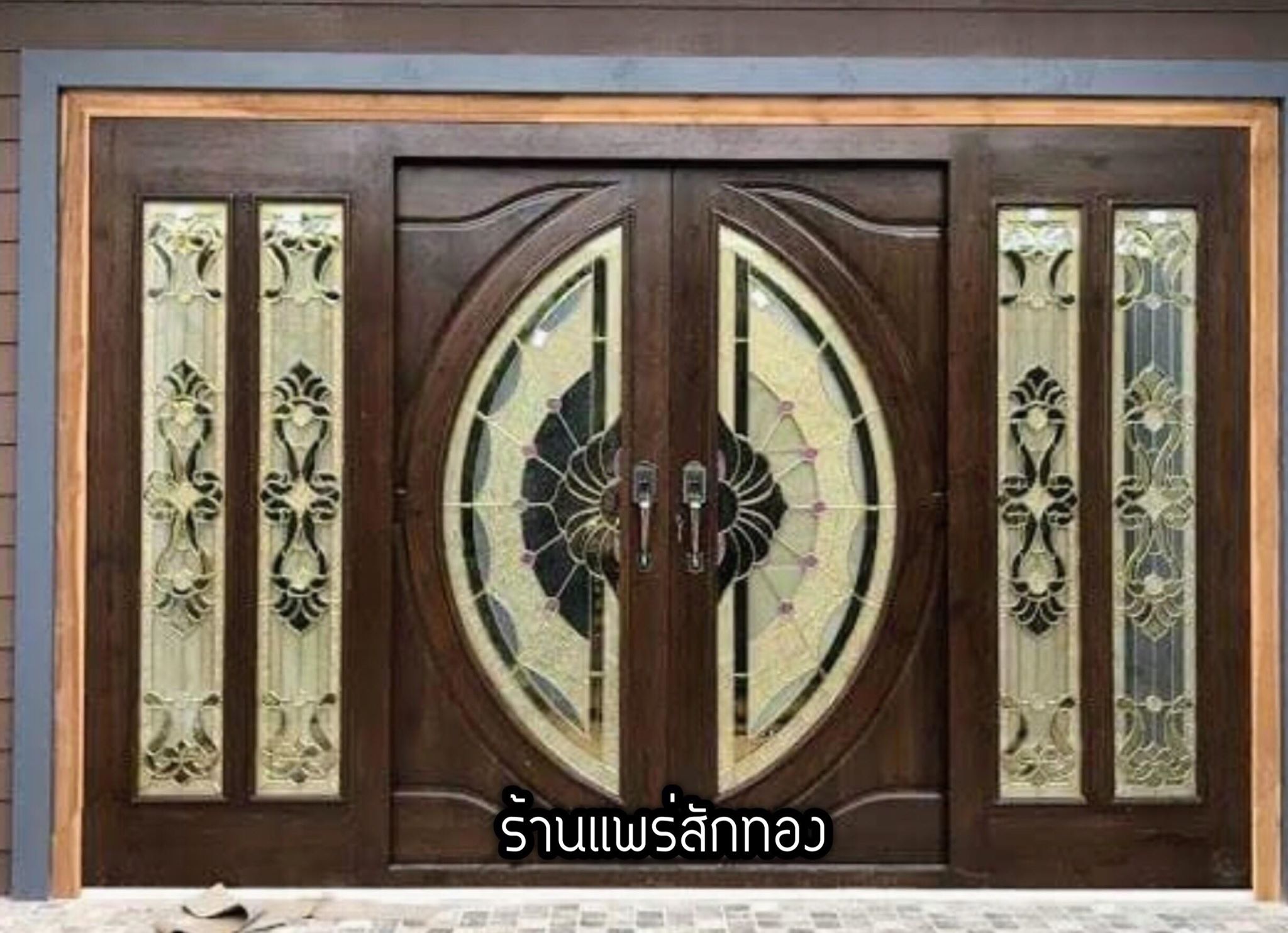 ประตูไม้สักกระจกนิรภัยบานเลื่อนบานประตูไม้สักปิด เปิด