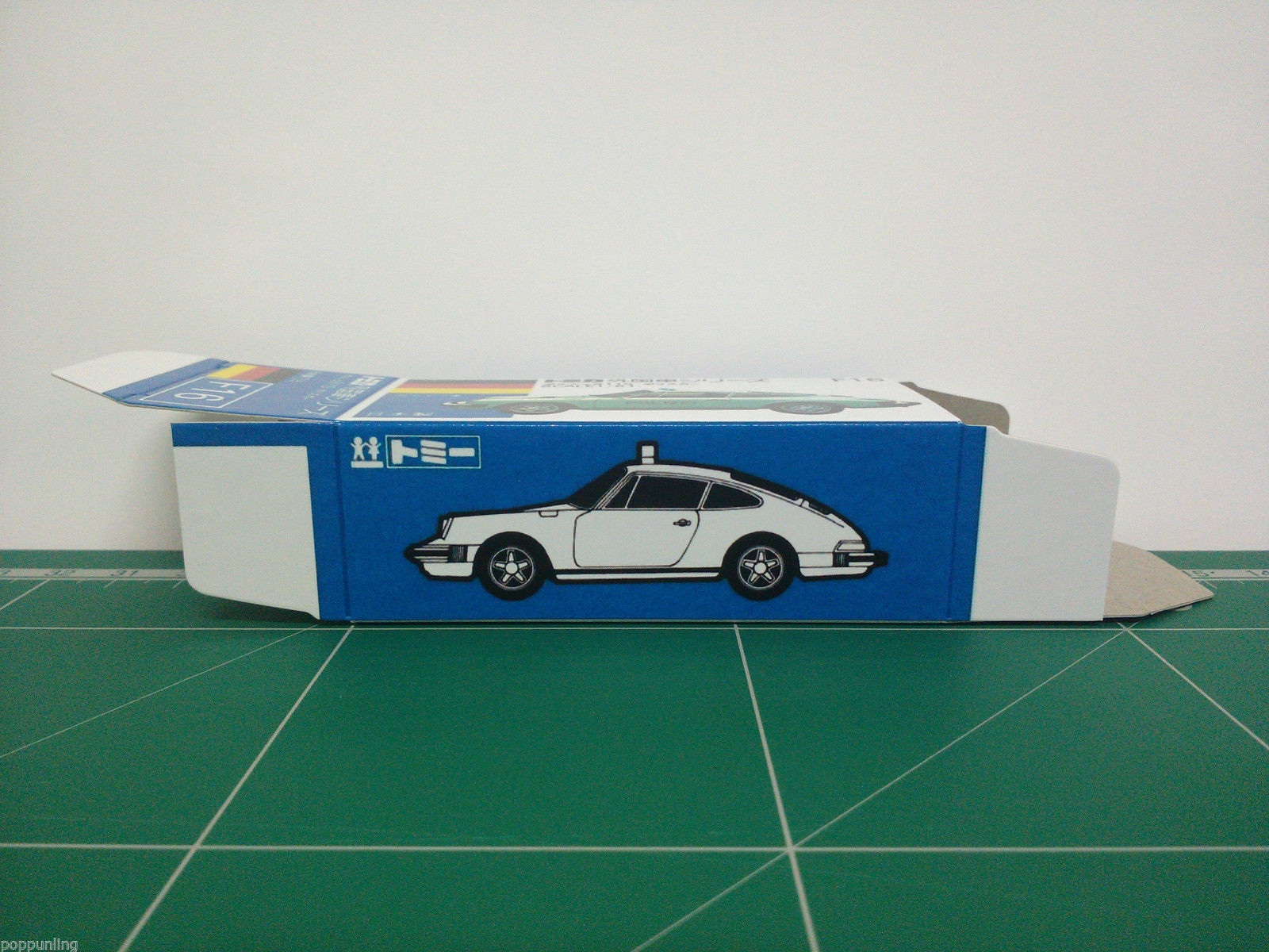 กล่องพิมพ์ Reproduction Box สำหรับ Tomica Blue Box No.F16 Porsche 911S Police Car (กล่องเปล่า, ไม่มีรถ)