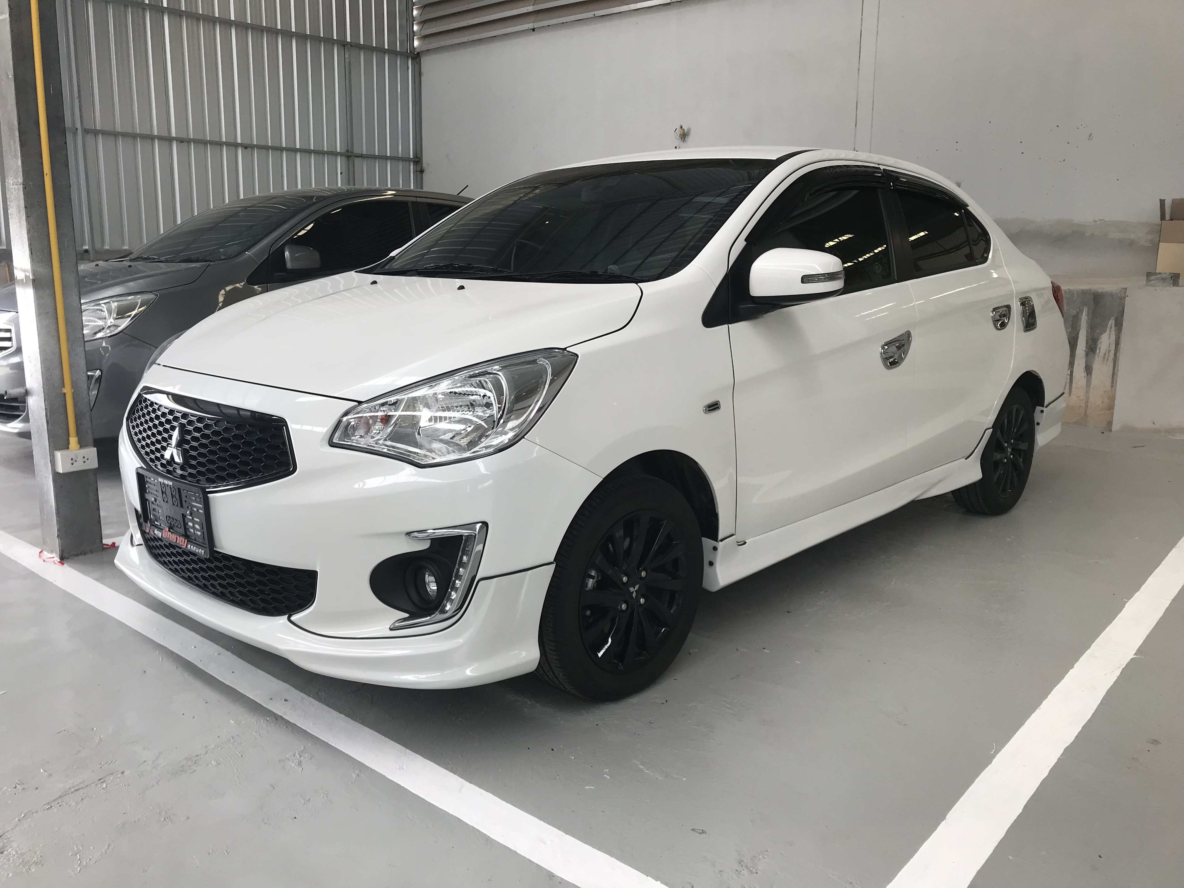 ชุดแต่งรอบคัน Mitsubishi - Attrage 2019