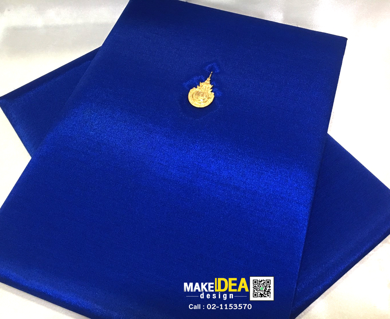 ปกผ้าไหมใส่เใบประกาศ ขนาด A4 แนวตั้ง พร้อมเข็ม