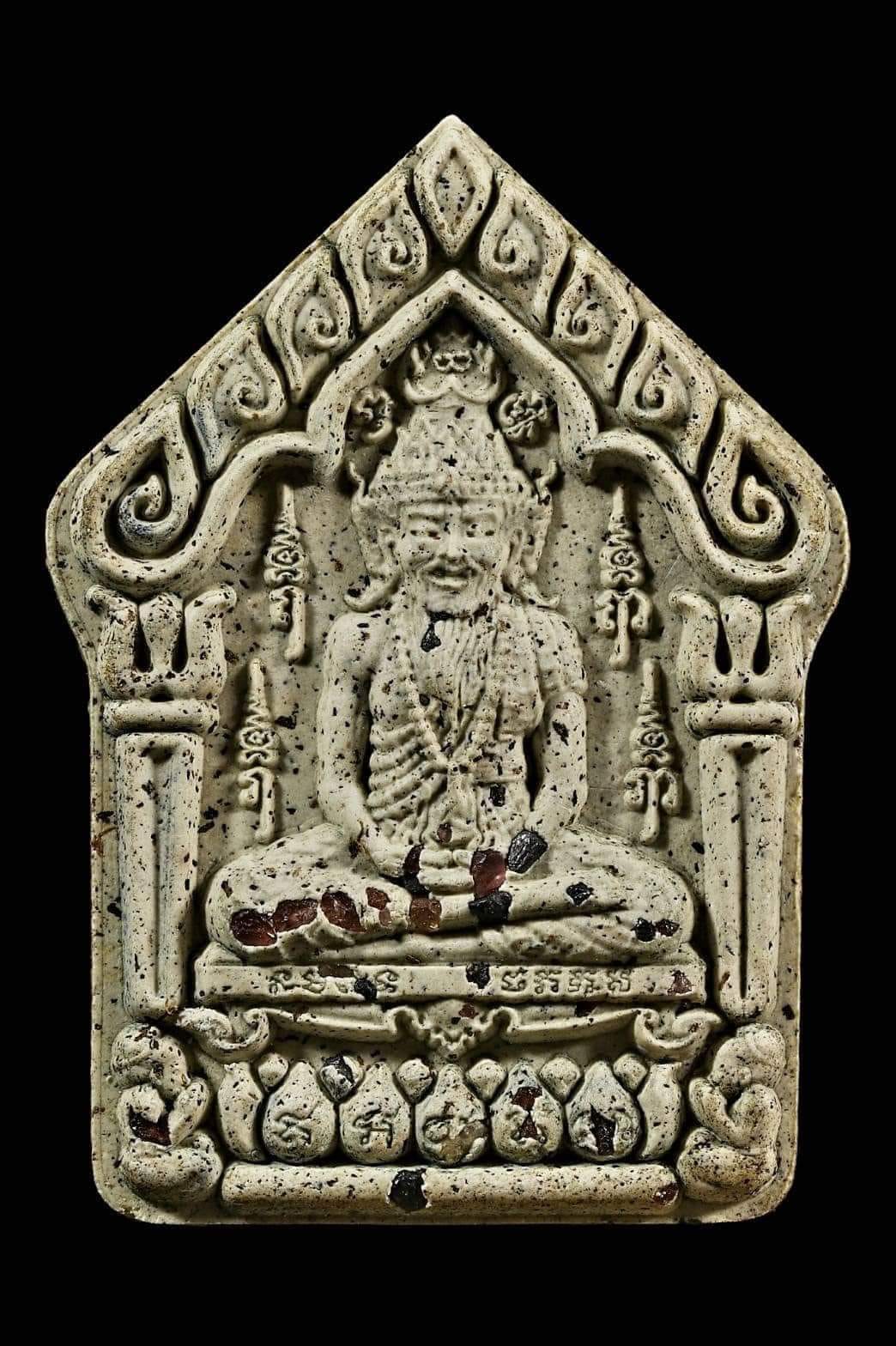 วัตถุมงคลบรมครูพ่อปู่ฤาษีนารอทผงพรายกุมาร พร้อมส่ง