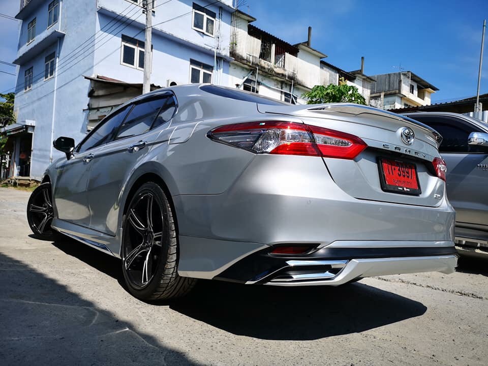 ชุดแต่งรอบคัน Camry 2018