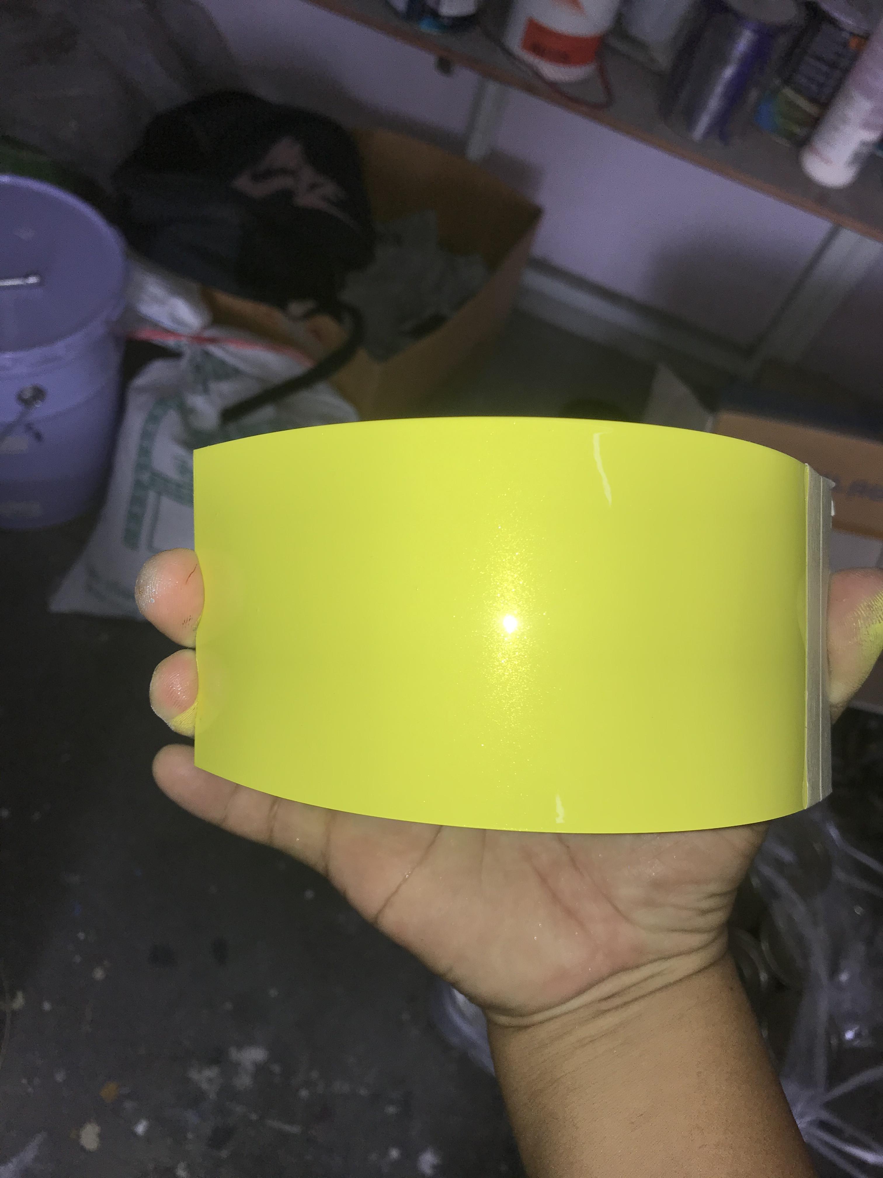 สีแก้ว มีหลายสีให้เลือก