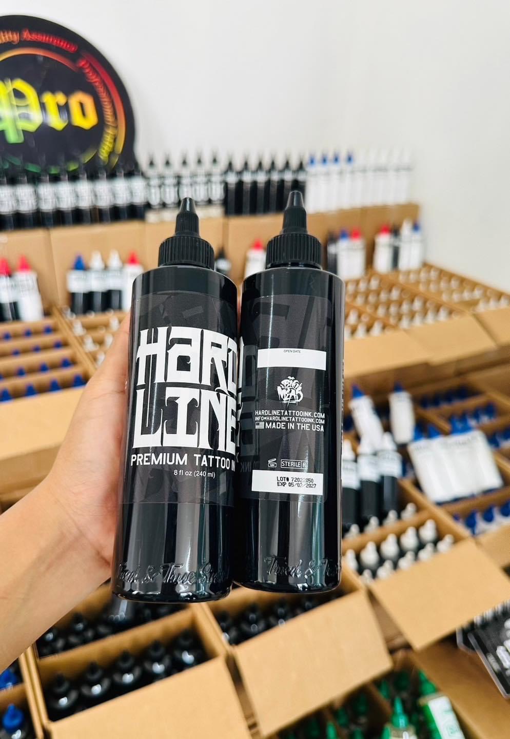 DYNAMIC DYNAMIC Black HardLine 8oz หมึกสักสีดำงานแรงเงาสีดำ ไม่ติดเทา