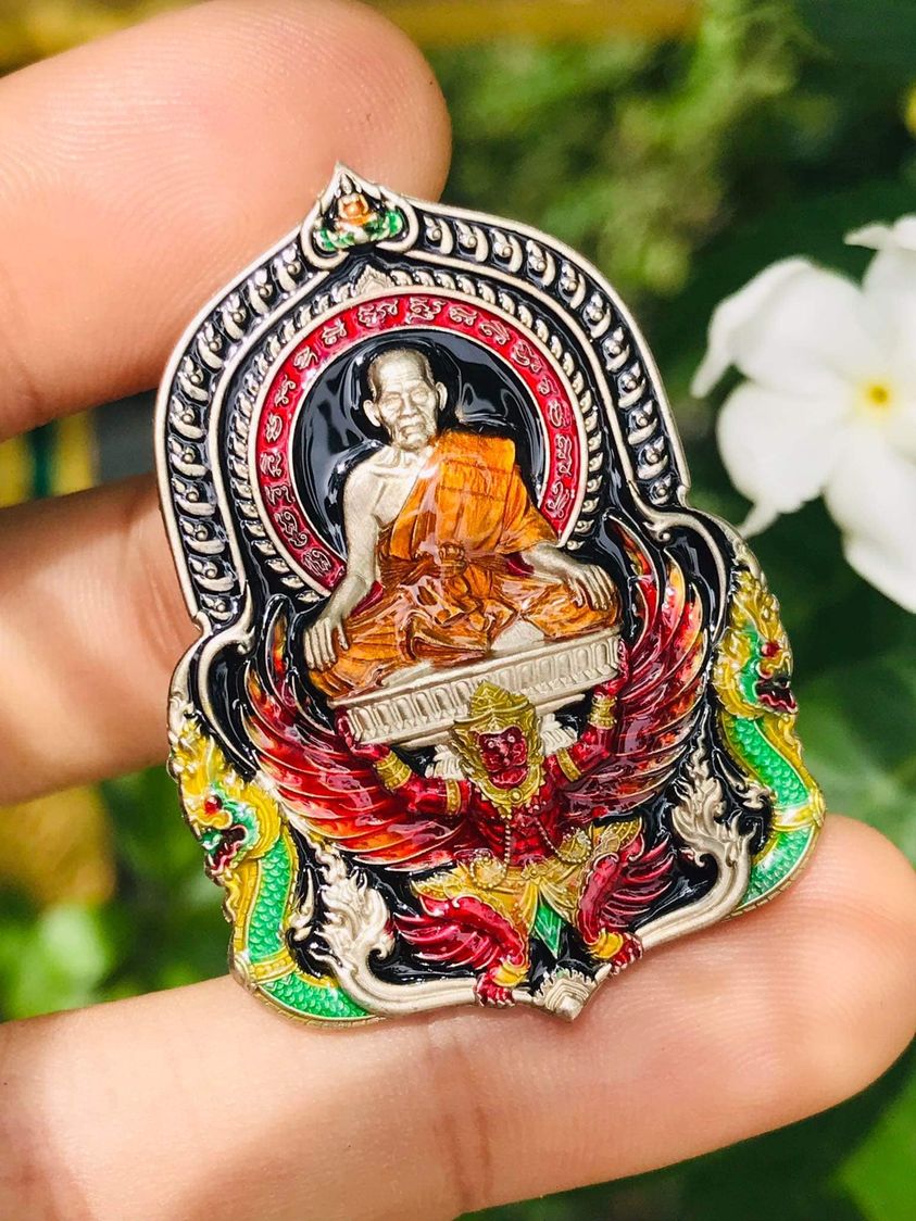 ราชันย์แสนล้าน หลวงพ่อพัฒน์ วัดห้วยด้วน