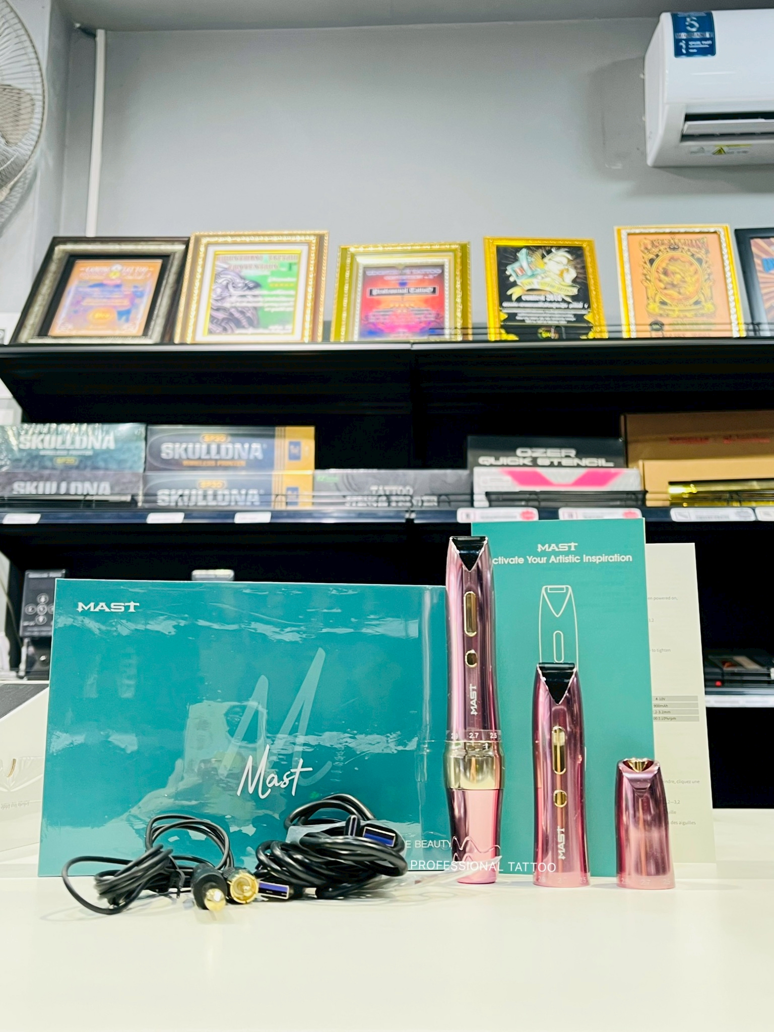 เครื่องปากกาไร้สาย Mast P60 Tattoo Gun Machine แบต 1 ก้อน และแบต 2 ก้อน เครื่องปากกาไร้สาย Mast P60 Tattoo Gun Machine แบต 1 ก้อน และแบต 2 ก้อน