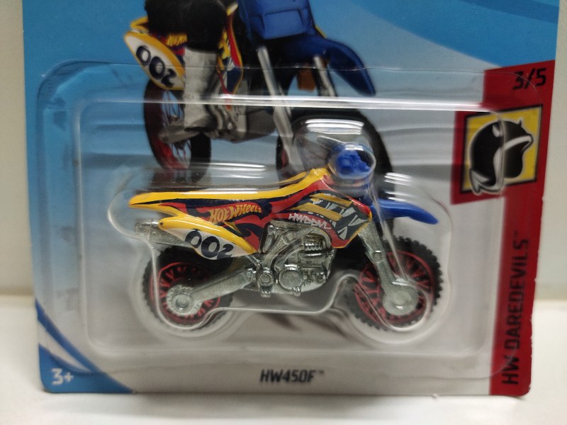 Hot Wheels HW Daredevils: HW450F # 3/5