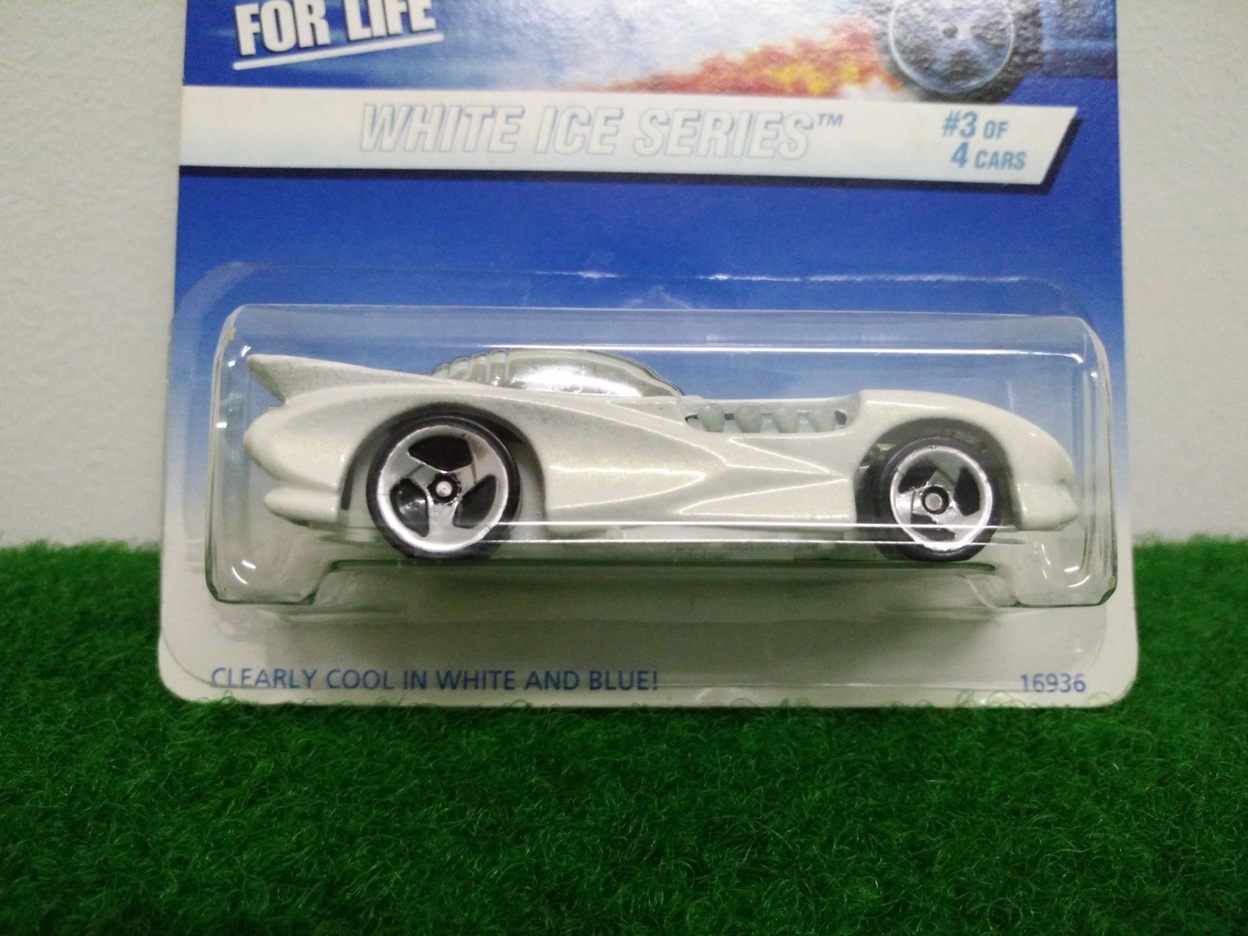 Hot Wheels Splittin' Image II; White Ice Series #3 of 4