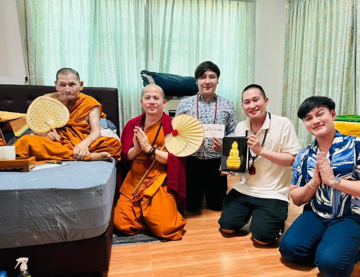 พระกริ่งไตรโลกนาถ เสกวาระ3 วาระ แรก 6 มิ.ย 67 ลป.ศิลา วัดพระธาตุหมื่นหิน (พร้อมส่ง)