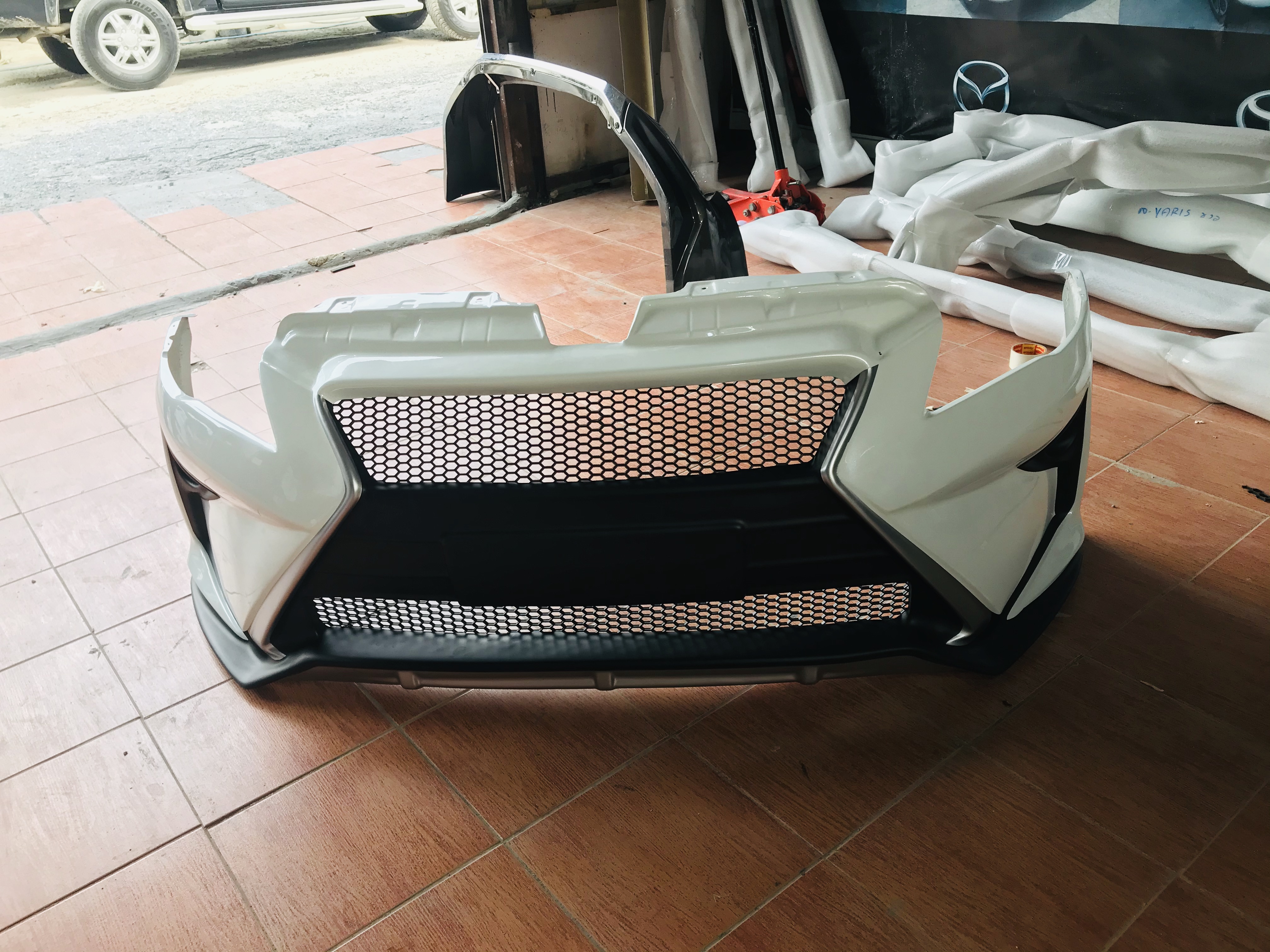 ชุดแต่ง Ciaz หน้า Lexus