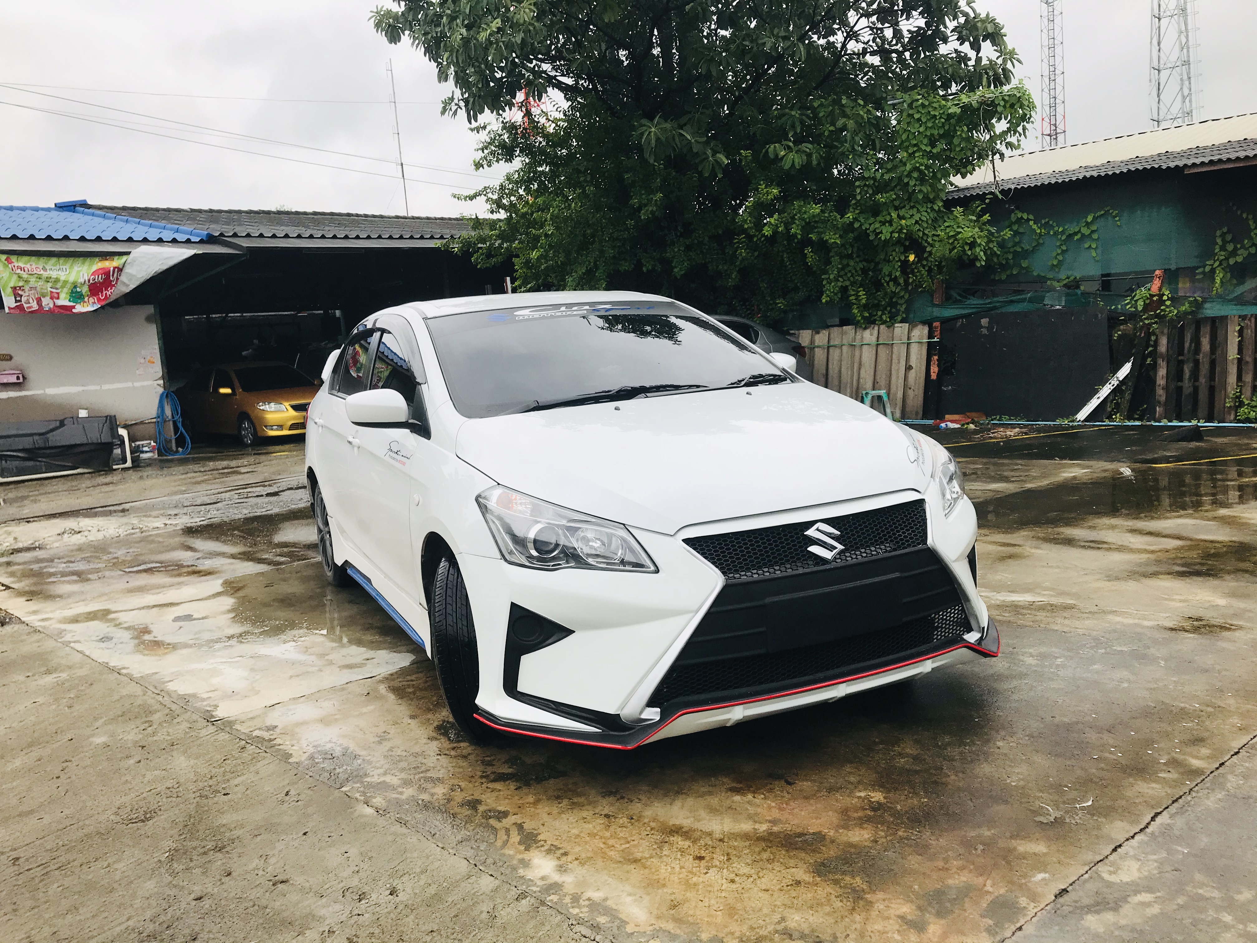 ชุดแต่ง Ciaz หน้า Lexus