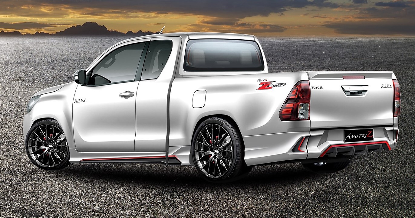 ชุดแต่ง REVO 2019