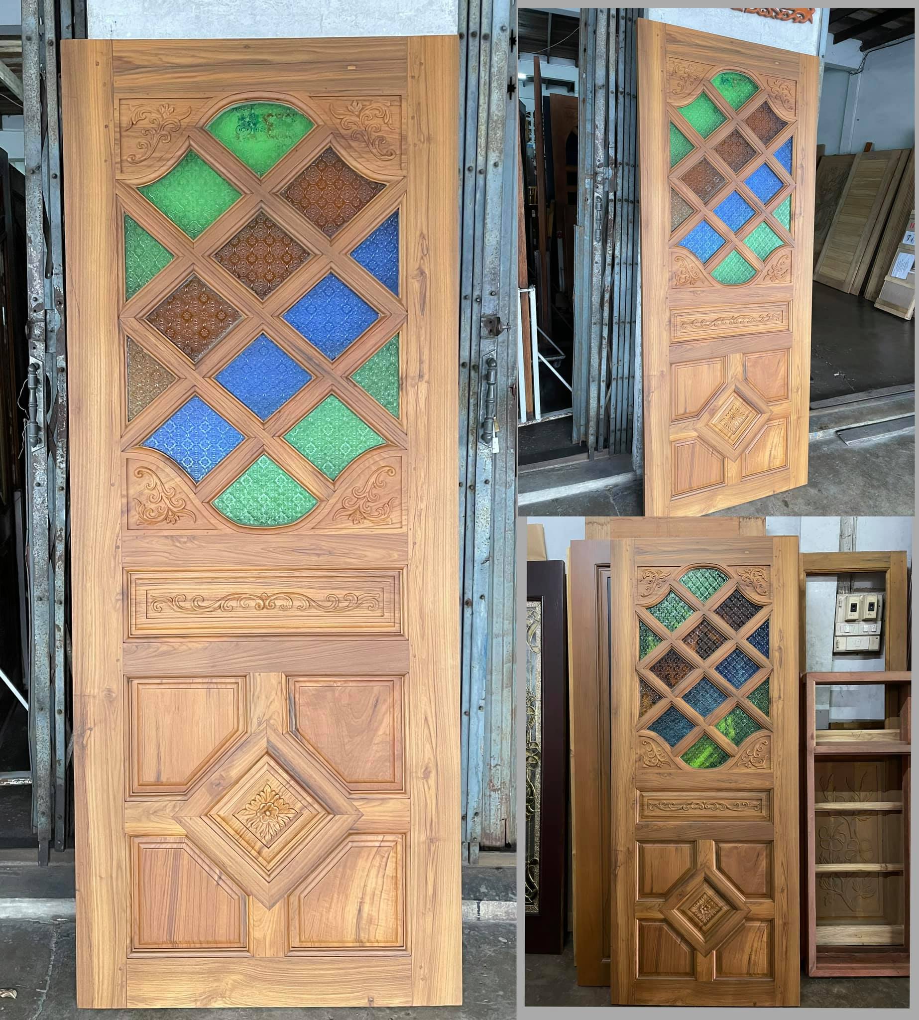 ประตูไม้สัก