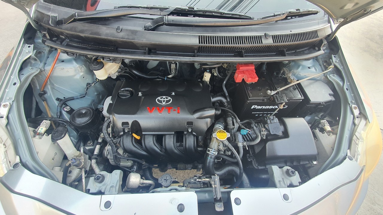 TOYOTA VIOS 1.5 ES A/T 2010