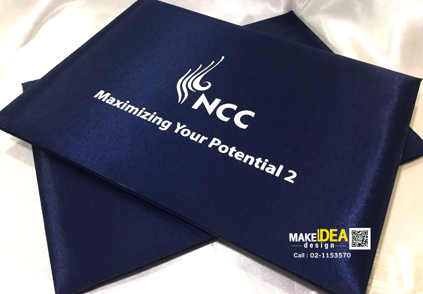 ปกผ้าไหมใส่เใบประกาศ ขนาด A4 แนวนอน