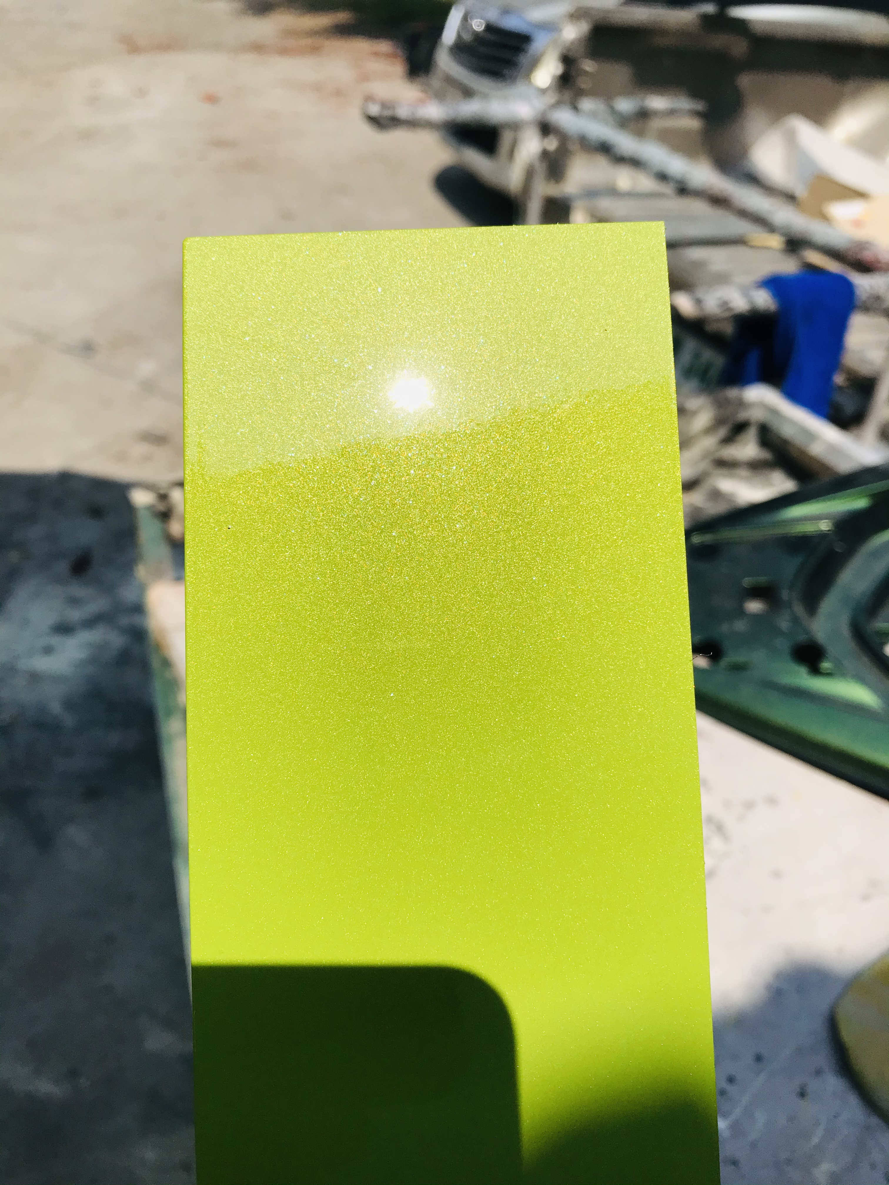 สีแก้ว มีหลายสีให้เลือก