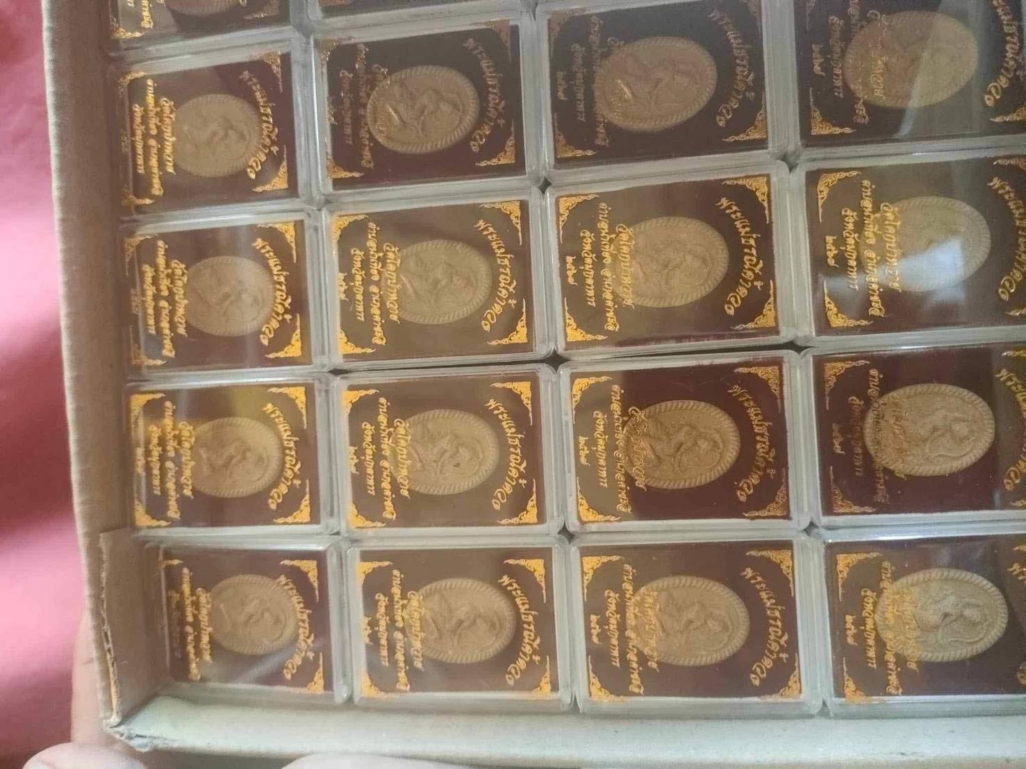 พระผงพระแม่ธรณีค้ำดวง หลวงปู่มหาศิลา รายการที่2 ตะกรุดเงิน (พร้อมส่ง)