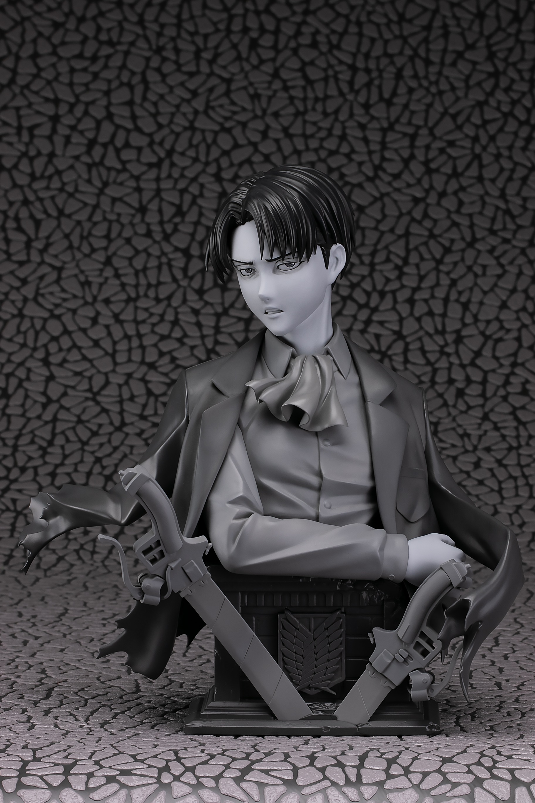 Attack on Titan - Levi Bust Figure Monochrome Ver. [ของแท้]