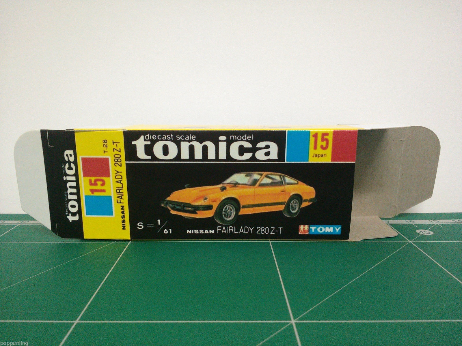 กล่องพิมพ์ Reproduction Box สำหรับ Tomica Black Box No.15 Nissan Fairlady 280Z-T (กล่องเปล่า, ไม่มีรถ)