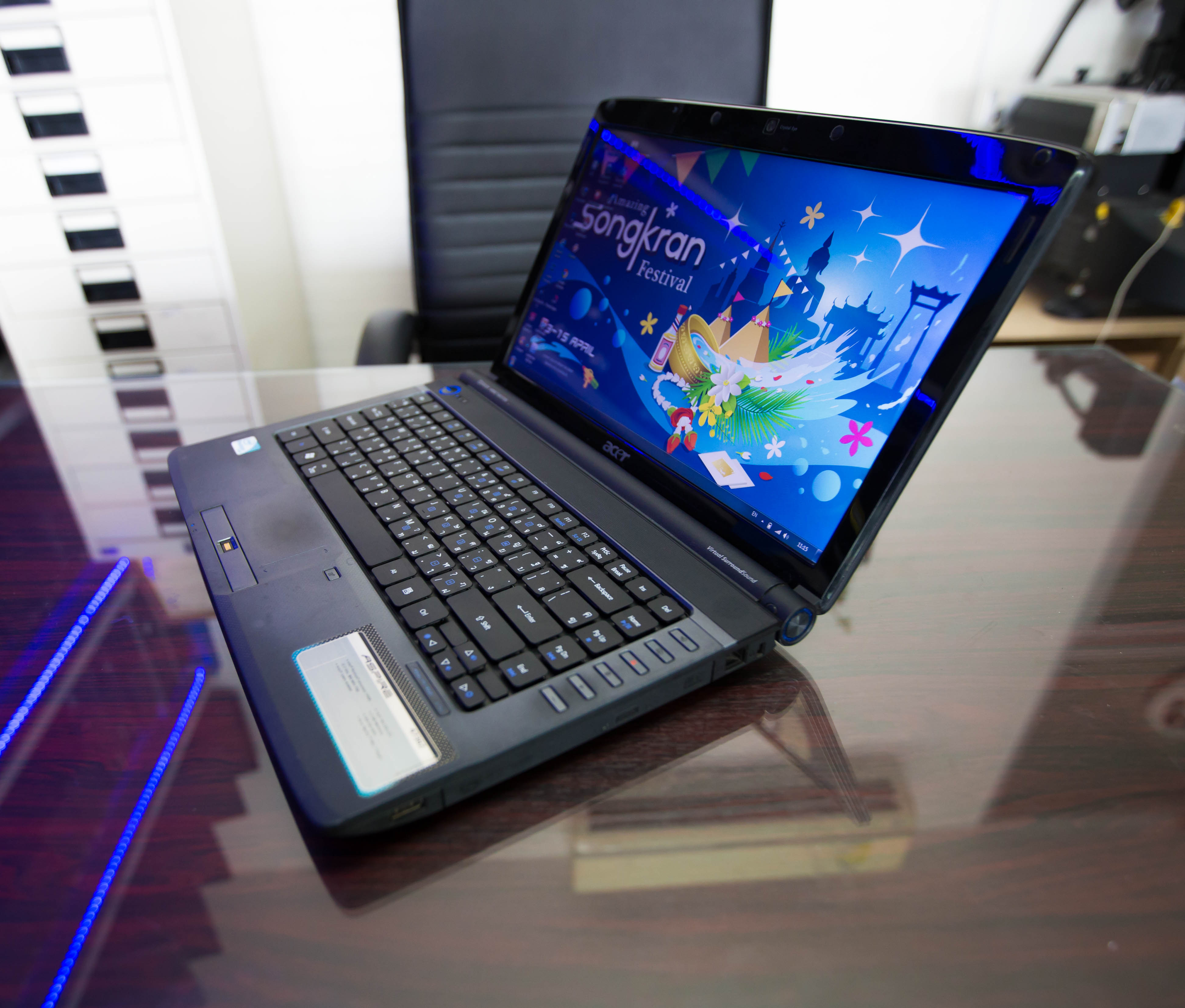 Acer 4736Z