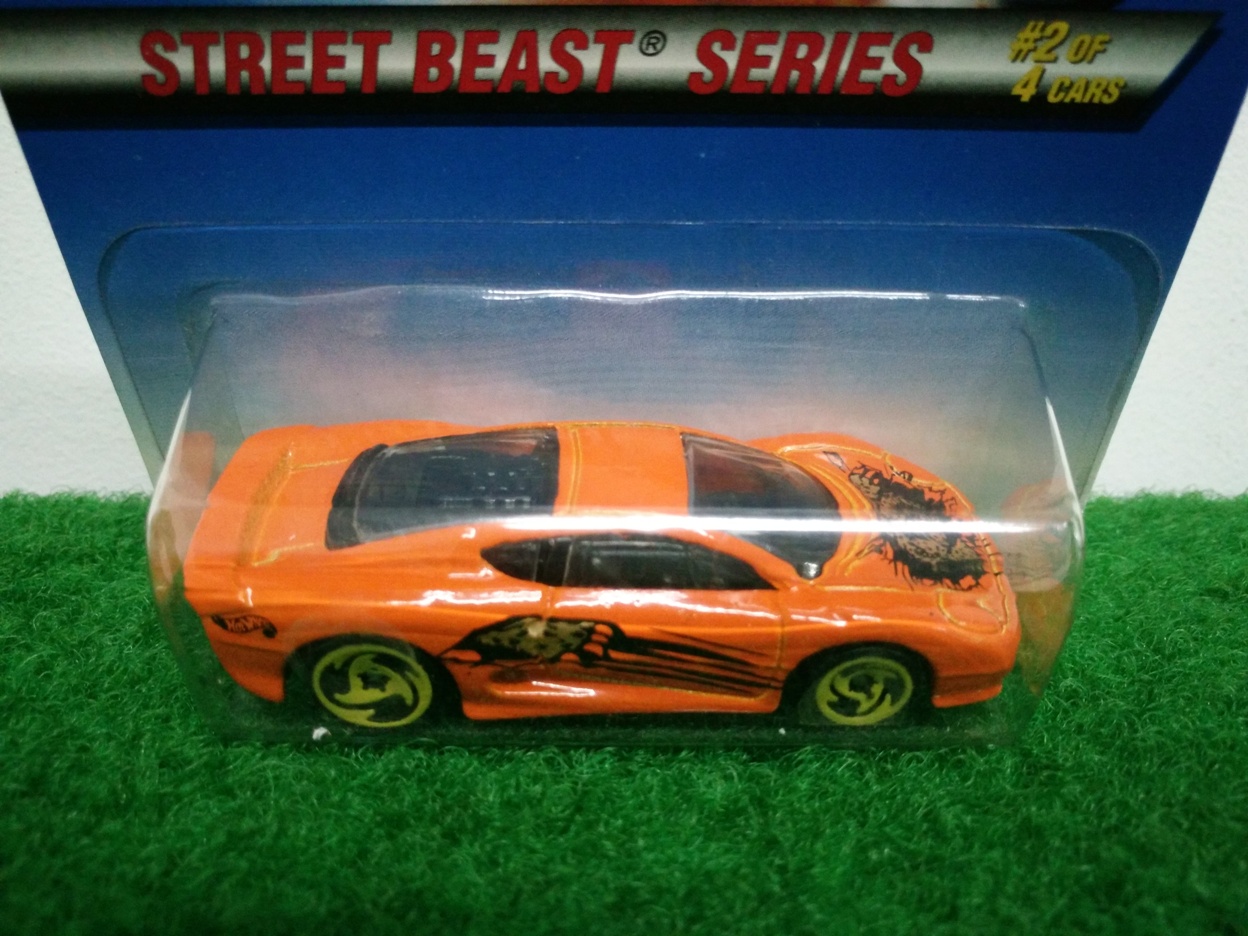 Hot Wheels Jaguar XJ220; Street Beast Series #2 of 4