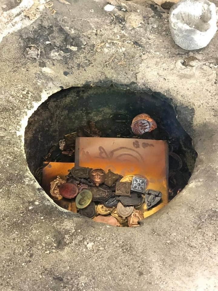 วัตถุมงคลหลวงพ่อพัฒน์ วัดห้วยด้วน รุ่นไตรมาส ๖๓ ยกลัง