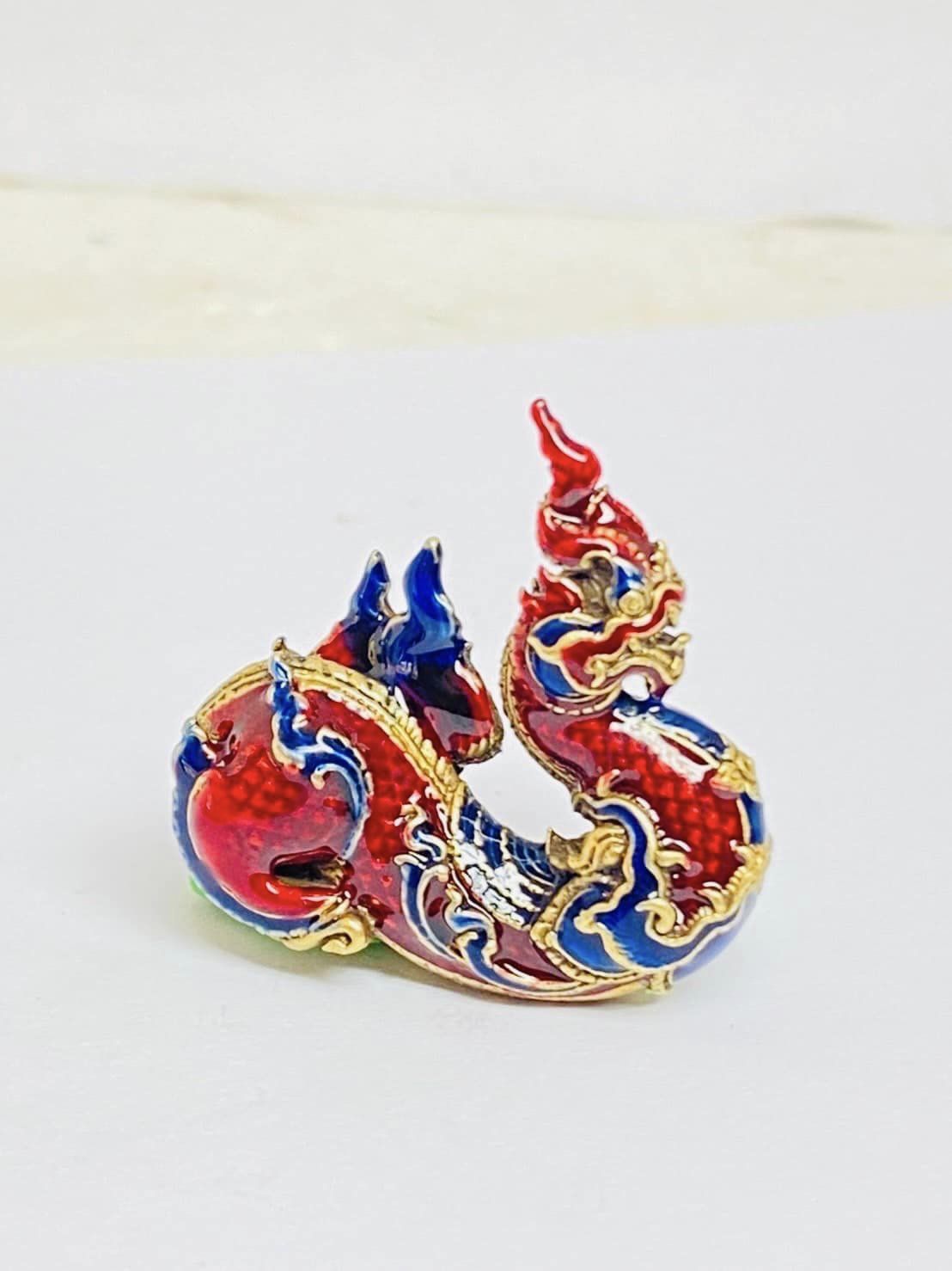 พญานาค หลวงปู่หมุน รุ่น บันดาลทรัพย์แสนล้าน เนื้อทองเหลืองลงยา(พร้อมส่ง)