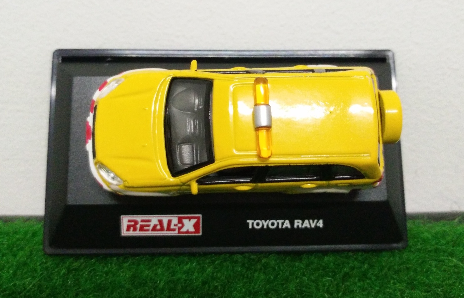 Real-X Toyota RAV4