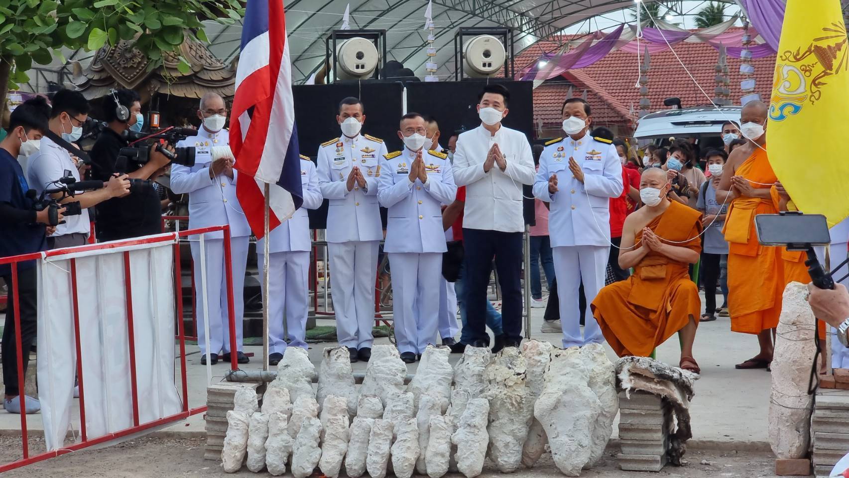 เทวรูปหล่อพุทธศิลป์ ท้าวเวสสุวรรณโณ 1.15เนื้อมหาชนวนนำฤกษ์ ขนาด 3 นิ้ว(สมาคมอนุศาสนาจารย์ไทย)