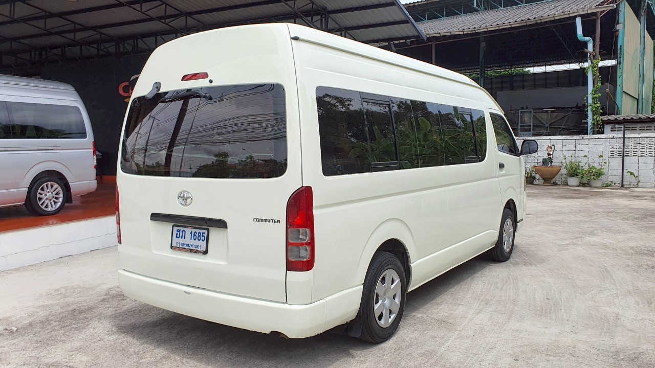 TOYOTA COMMUTER 2.7 CNG M/T 2012