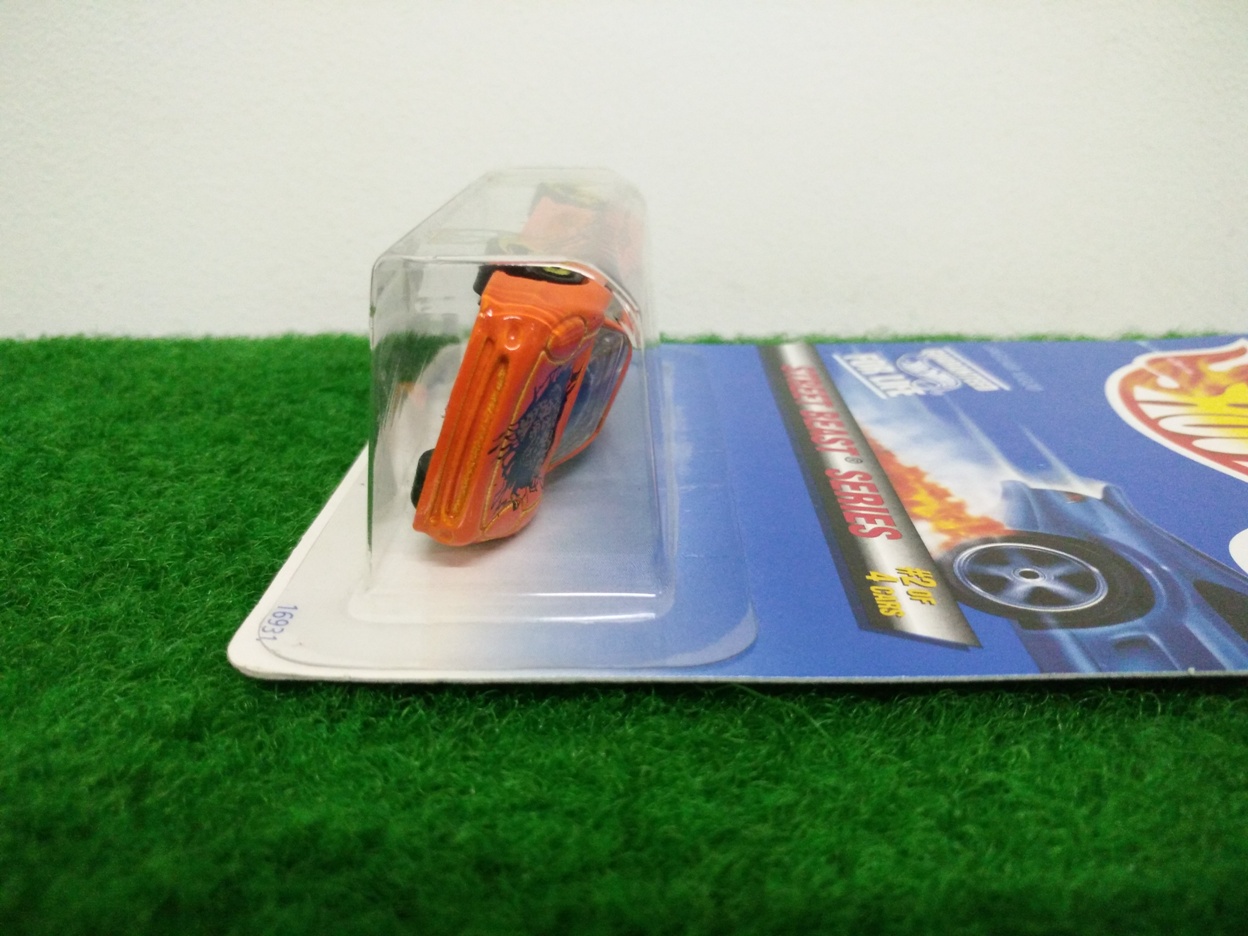 Hot Wheels Jaguar XJ220; Street Beast Series #2 of 4