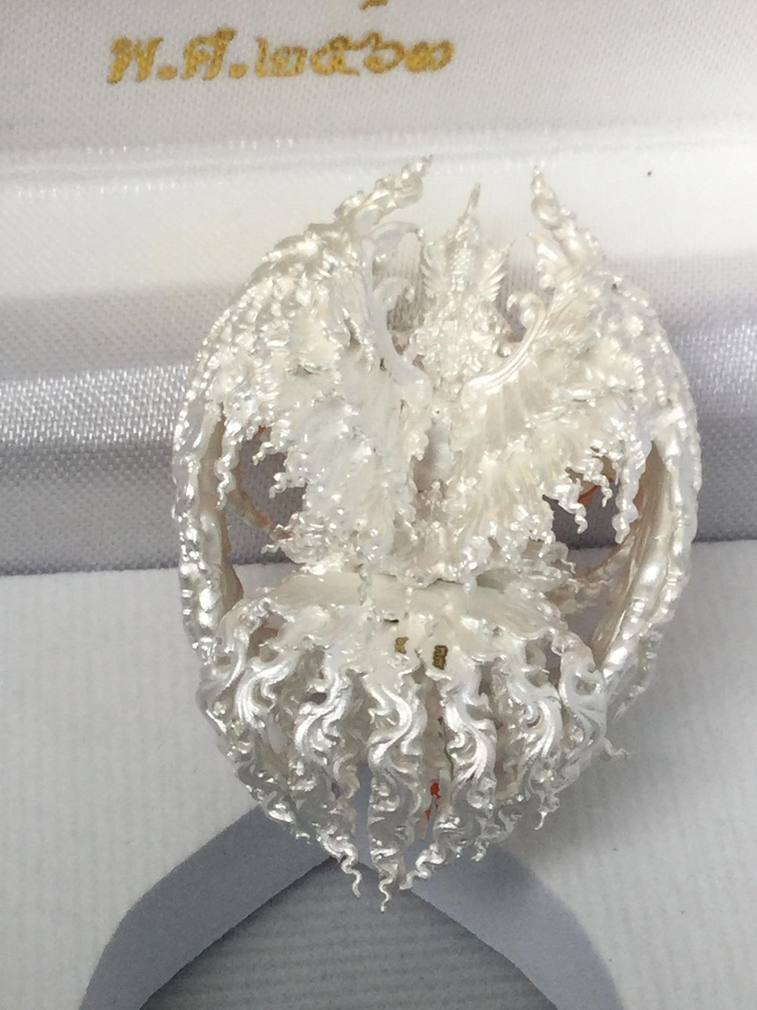 พญาครุฑสุบรรณนาฏราช พิมพ์A (ปางประทานพร) วัดบางนา ปทุมธานี เนื้อชนวนชุบเงินลงยาส้ม (เนื้อแจกศูนย์จอง) พร้อมกล่องเดิม