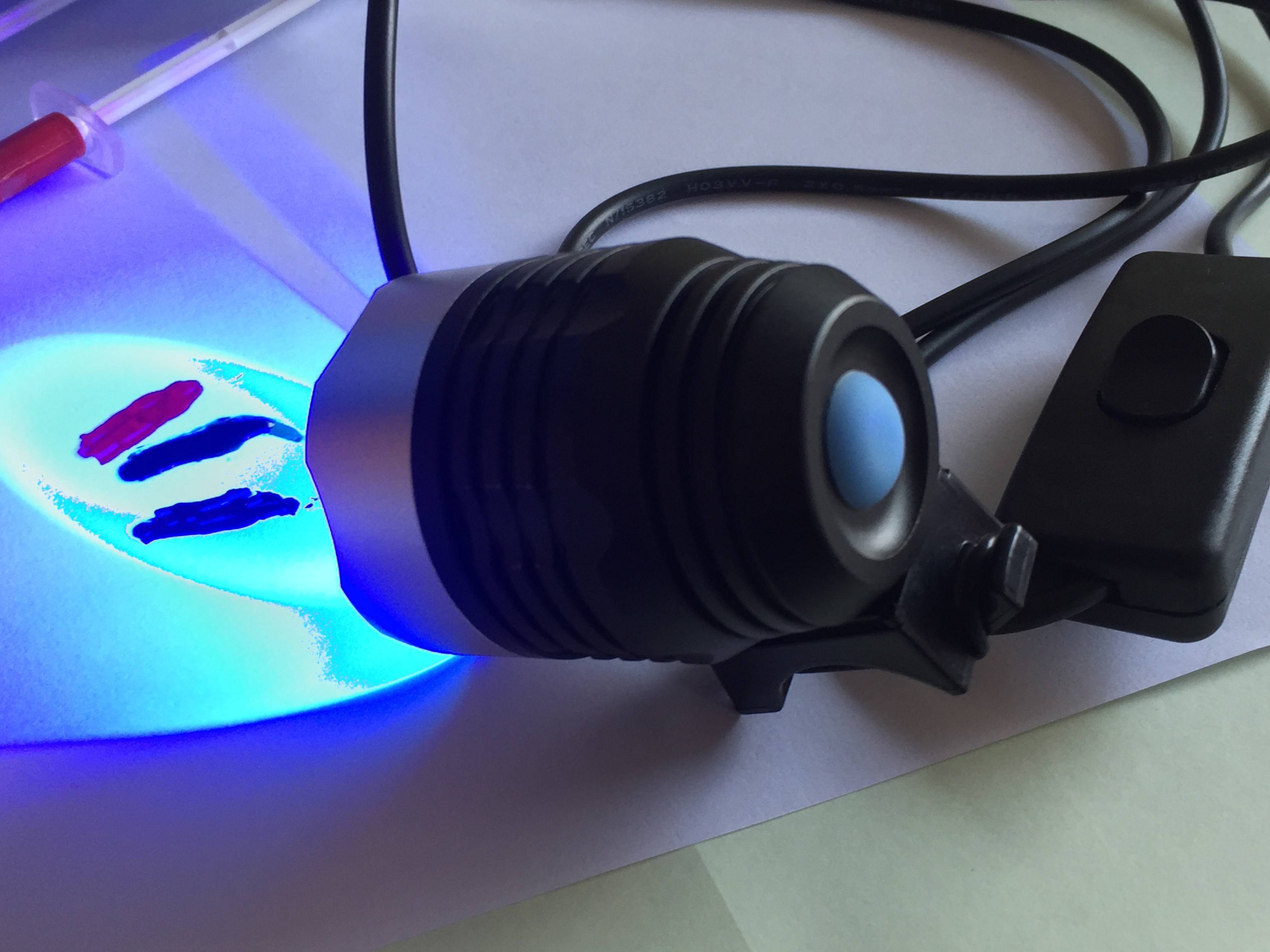 ไฟฉาย UV สายเสียบเป็น USB