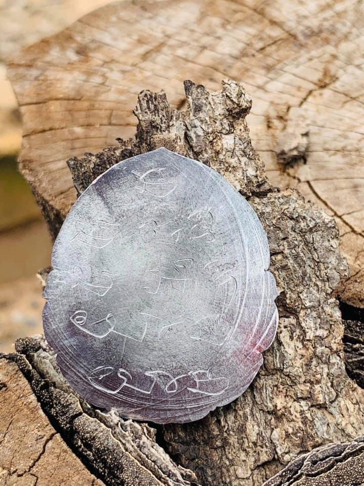 เหรียญนั่งพาน รุ่น รวยพันล้าน หลวงพ่อทอง วัดบ้านไร่(ยกลัง)