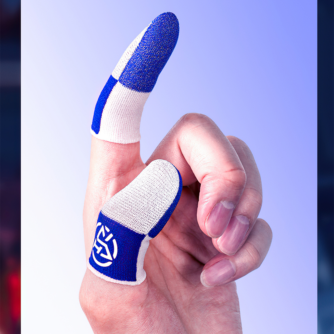 GAME FINGER SLEEVE ถุงนิ้วเล่นเกมมือถือ 1คู่ เล่นได้ทุกเกม (GFS เส้นใยเงิน Logo เรืองแสง แบบสลับสี)