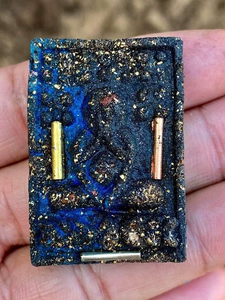 พระปิดตาปรกโพธิ์ ผงกระดูกผี รุ่นรวยพันล้าน (พร้อมส่ง)