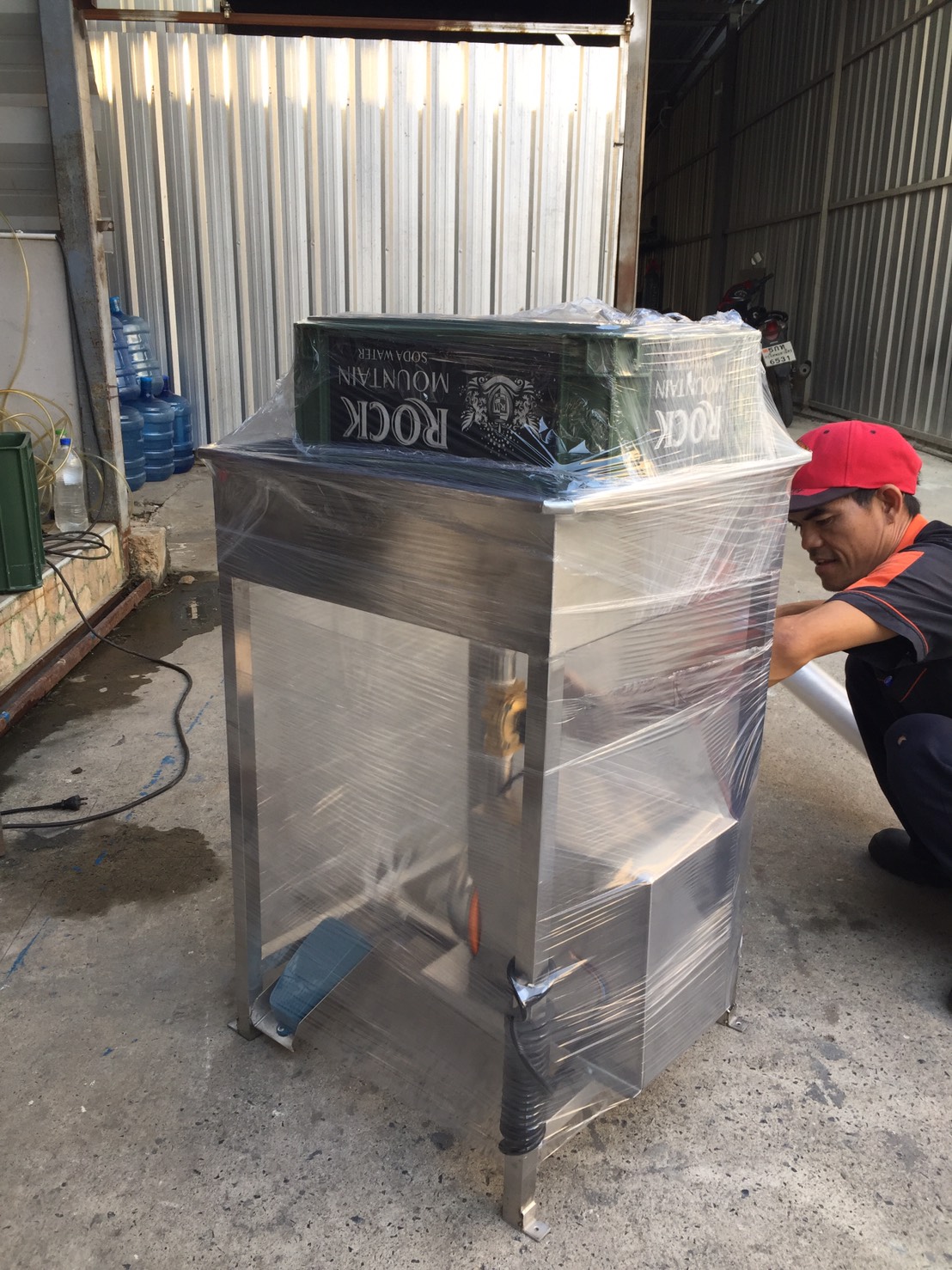 เครื่องล้างขวด24หัว(มีปั๊ม)