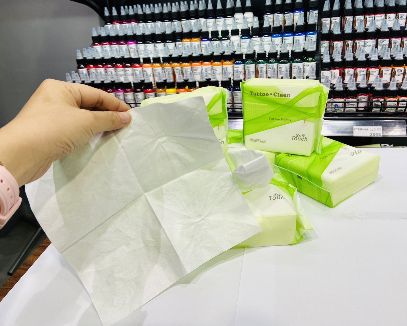 Professional Tattoo Tattoo Wipes ผ้าเช็ดแห้งทำความสะอาดระหว่างสัก Professional Tattoo Tattoo Aftercare Wipes White 20X20 cm