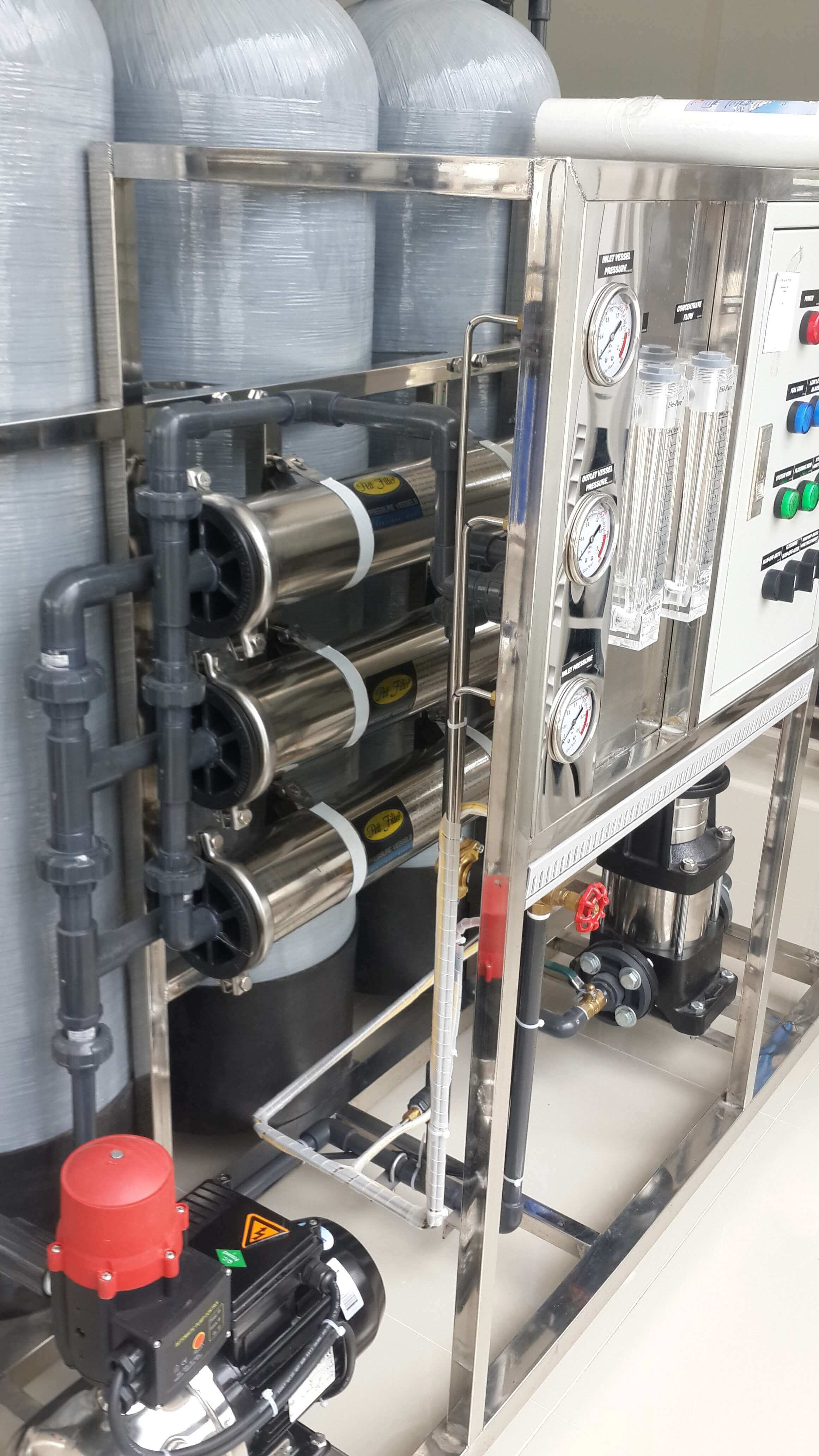 ชุดเครื่องกรองน้ำดื่ม SOFT+RO+UV.อัตรา 6,000 ลิตร/วัน