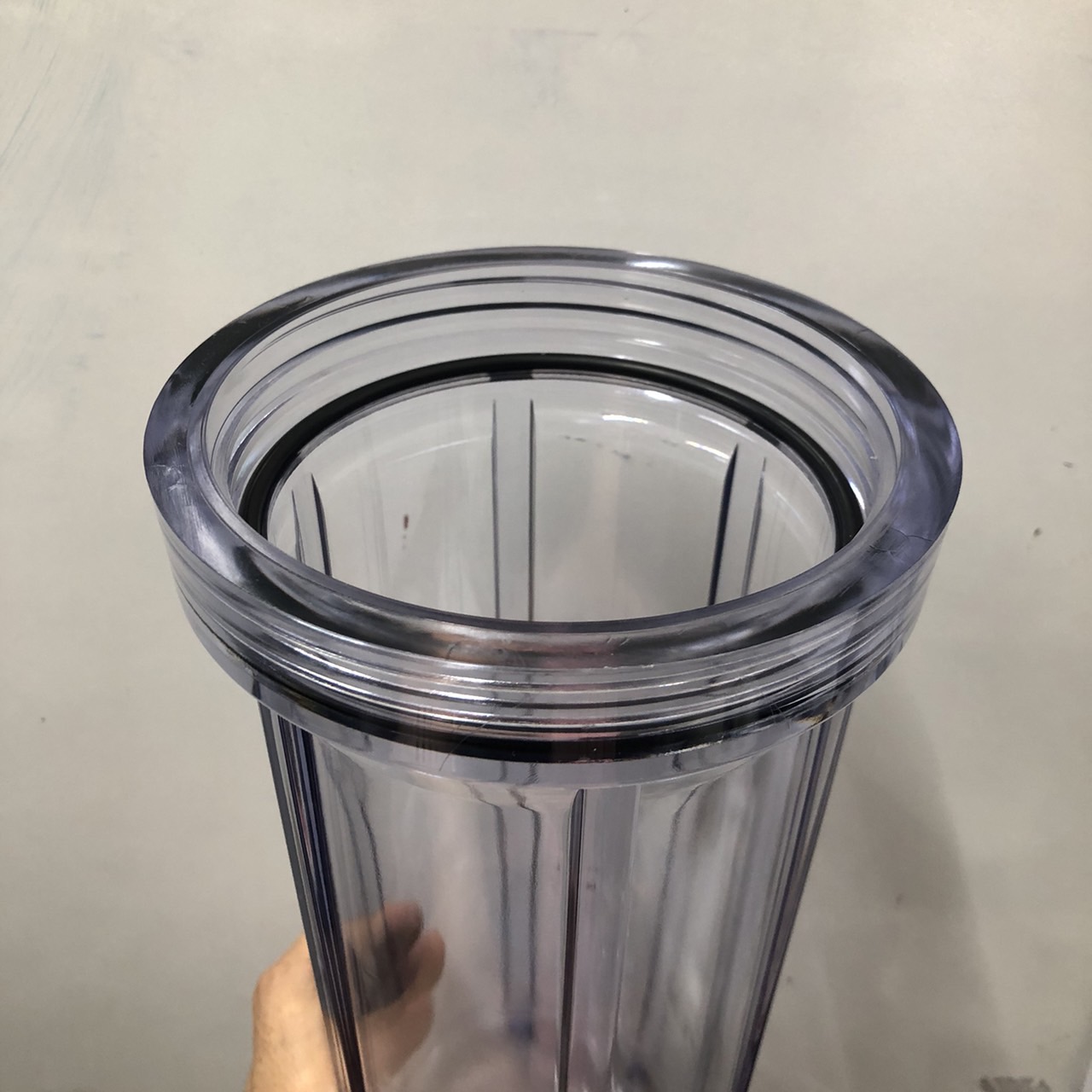 HOUSING 10 นิ้ว 1 ขั้นตอน กระบอกใส ท่อน้ำ เข้า-ออก 6 หุน เครื่องกรองน้ำใช้ เครื่องกรองน้ำก่อนเข้าบ้าน เลือกไส้กรองได้ 3 แบบ