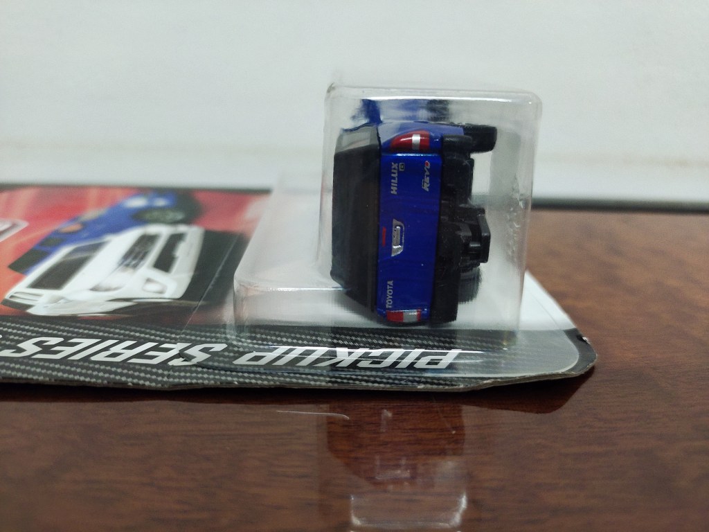 Majorette Pickup Series 3 Hilux Revo สีน้ำเงิน