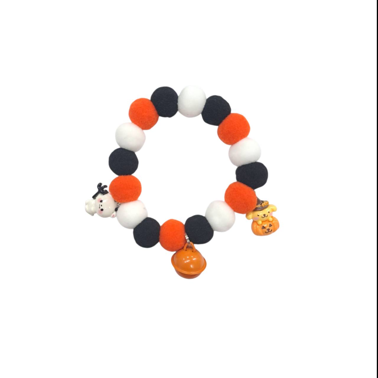 NC / ปอม ปอม กระดิ่ง + 2 จี้คละแบบ / S ฮาลาวีน