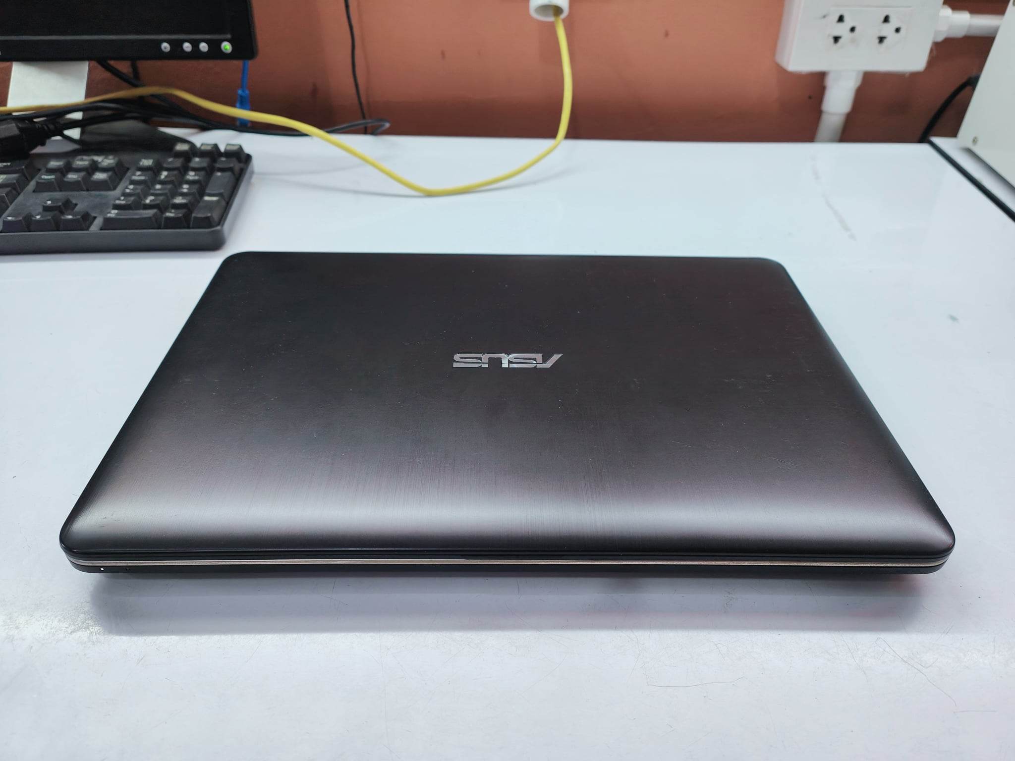 Asus VivoBook Max X441NA