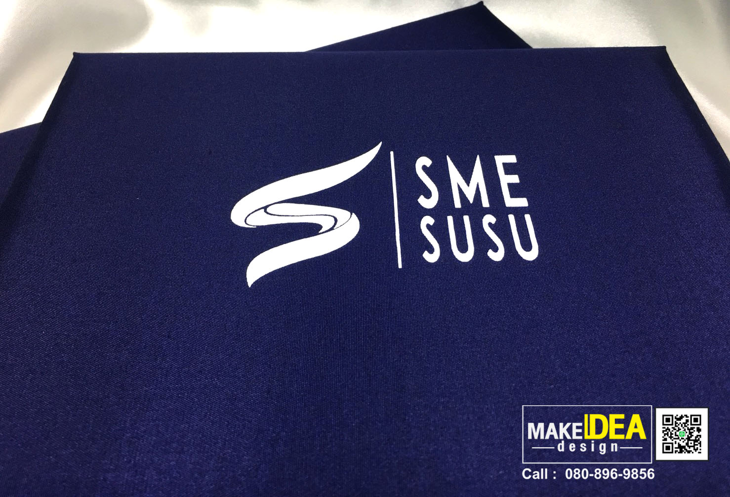 ปกประกาศนียบัตรงานสกรีนโลโก้สีขาว