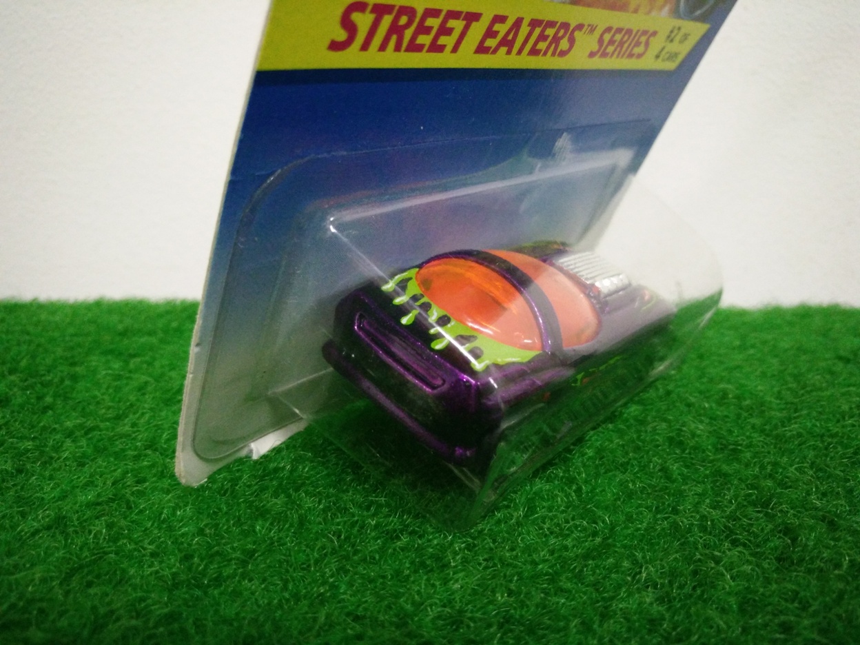 Hot Wheels Silhouette II; Street Eaters Series #2 of 4