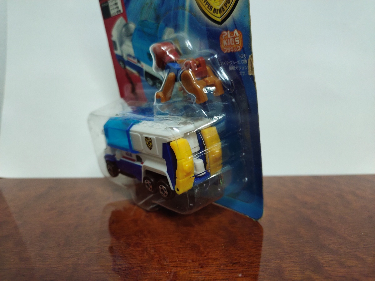 Tomica Hyper Blue Police HBP 06 รถตำรวจ; Made in China