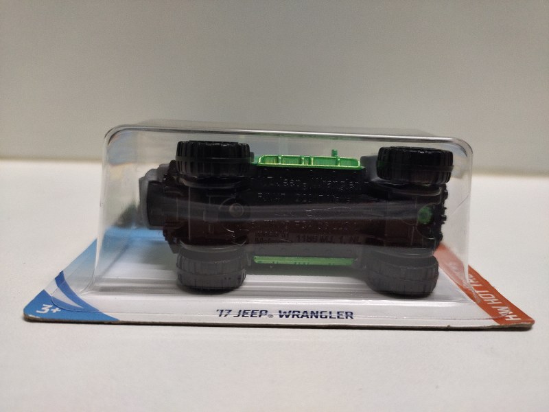 Hot Wheels HW Hot Trucks: '17 Jeep Wrangler # 8/10