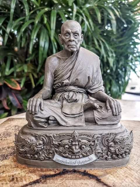 พระบูชา หลวงพ่อพัฒน์ รุ่น ฉลอง 100 ปี ขนาด 5 นิ้ว ชุดกรรมการ