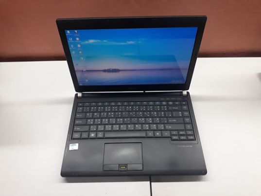 Acer Travel Mate P633