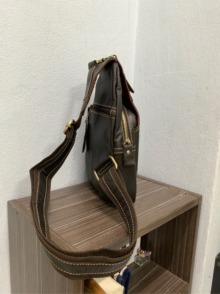 For You Leather LB31 กระเป๋าคาดอก สะพายไหล่ ผู้ชาย หนังแท้ LB31